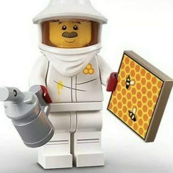 Lego Beekeeper Minifigure Series 21